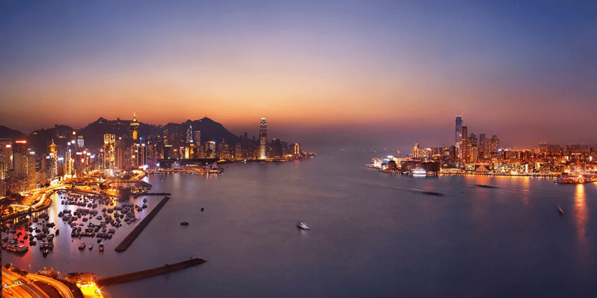 Hong Kong 3-min.webp